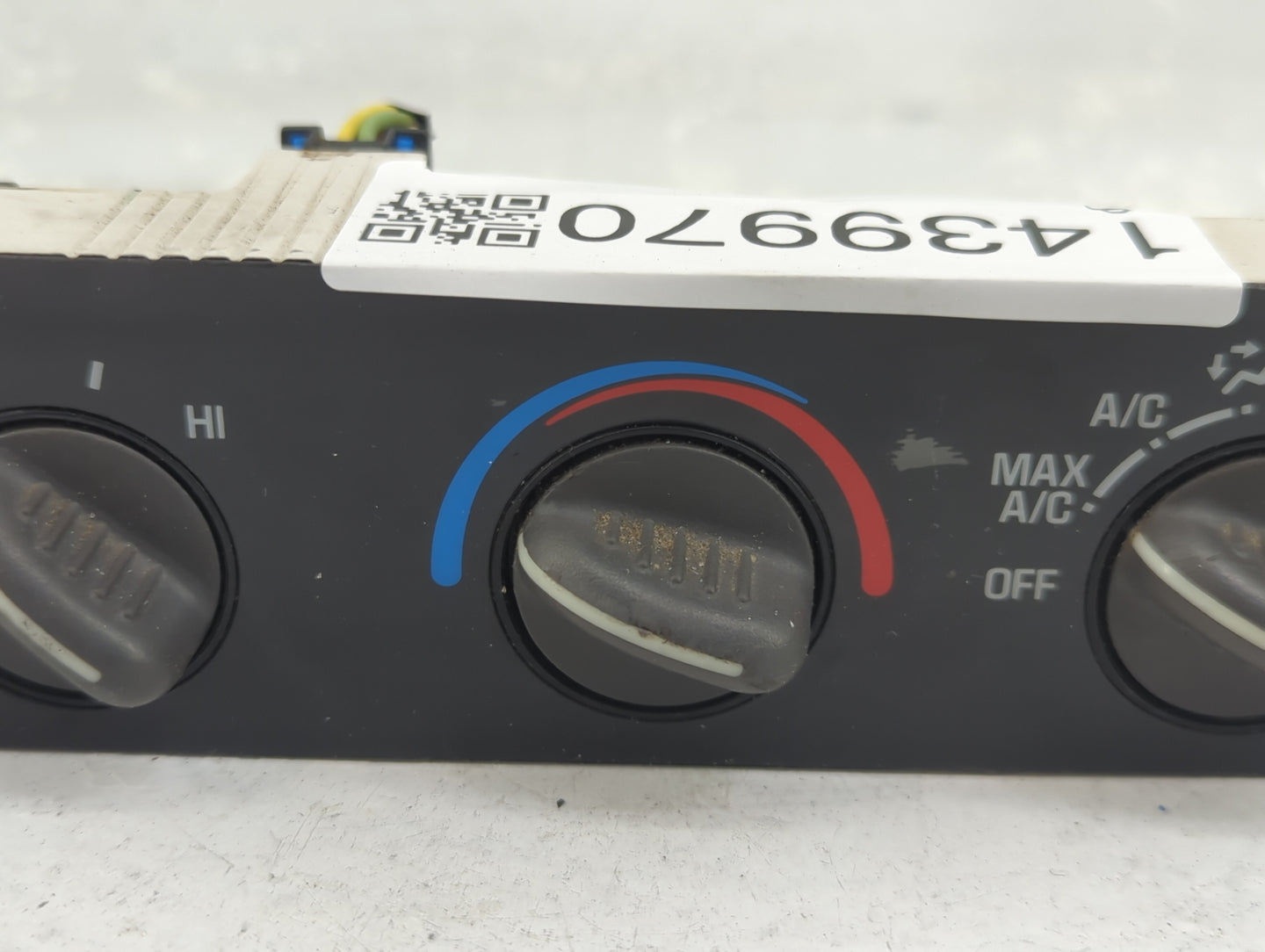 2001-2007 Chevrolet Express 2500 Climate Control Module Temperature AC/Heater Replacement P/N:25753629 Fits OEM Used Auto Pa