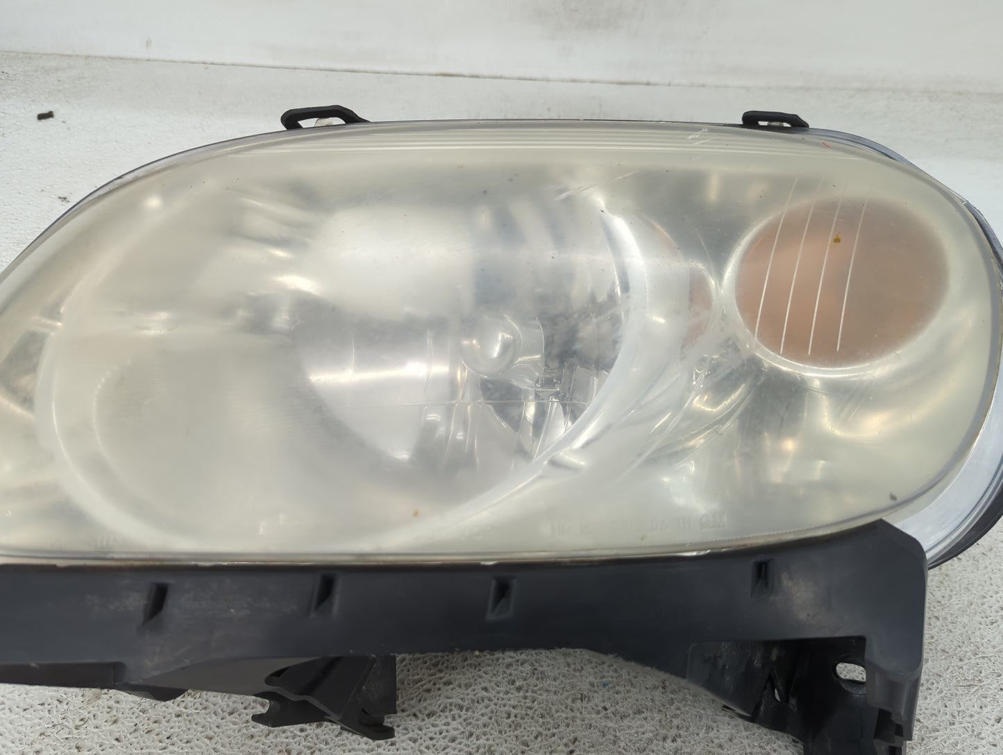 2006-2011 Chevrolet Hhr Passenger Right Oem Head Light Headlight Lamp - Oemusedautoparts1.com