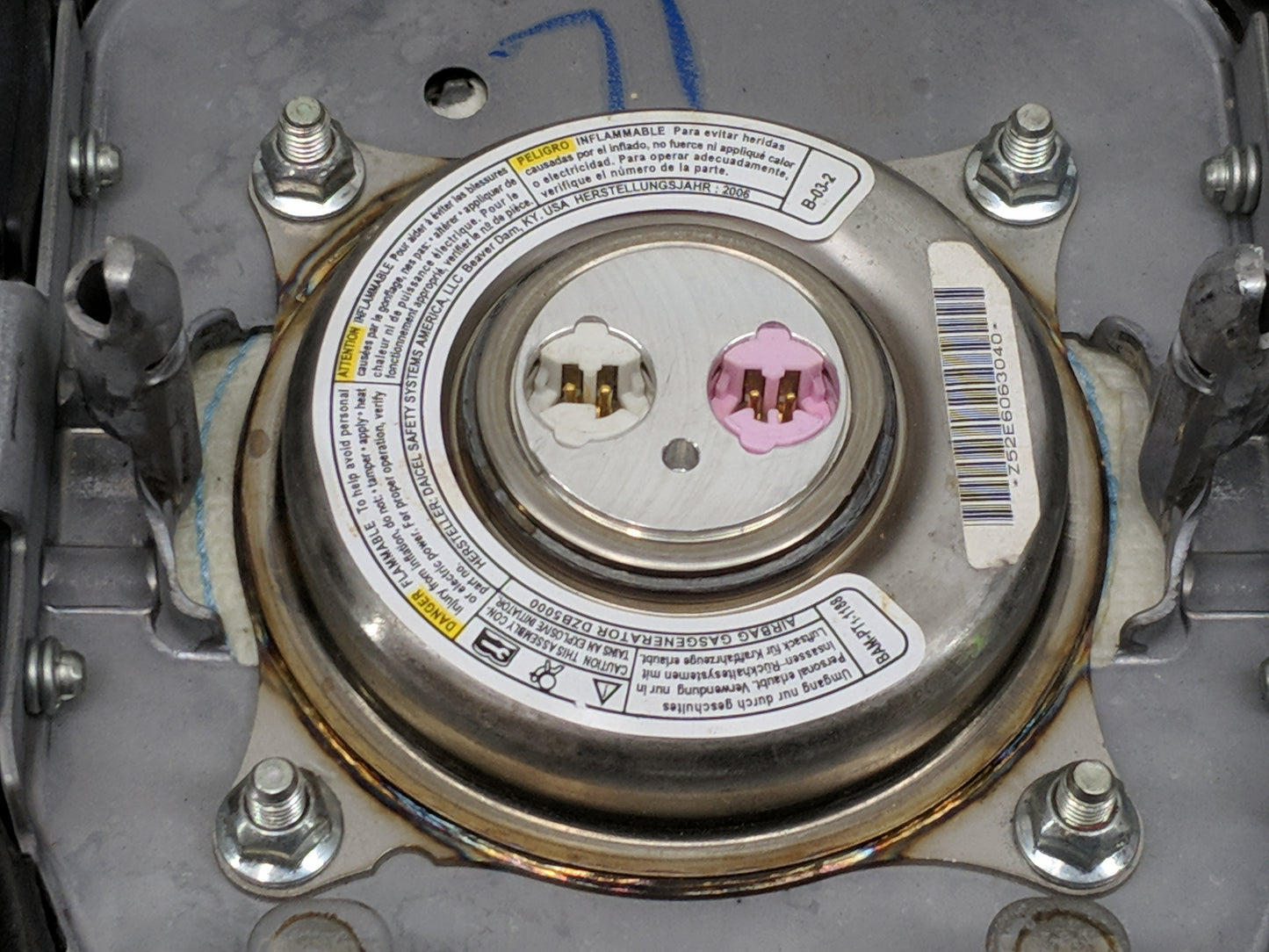 2006-2011 Chevrolet Hhr Air Bag Driver Left Steering Wheel Mounted - Oemusedautoparts1.com