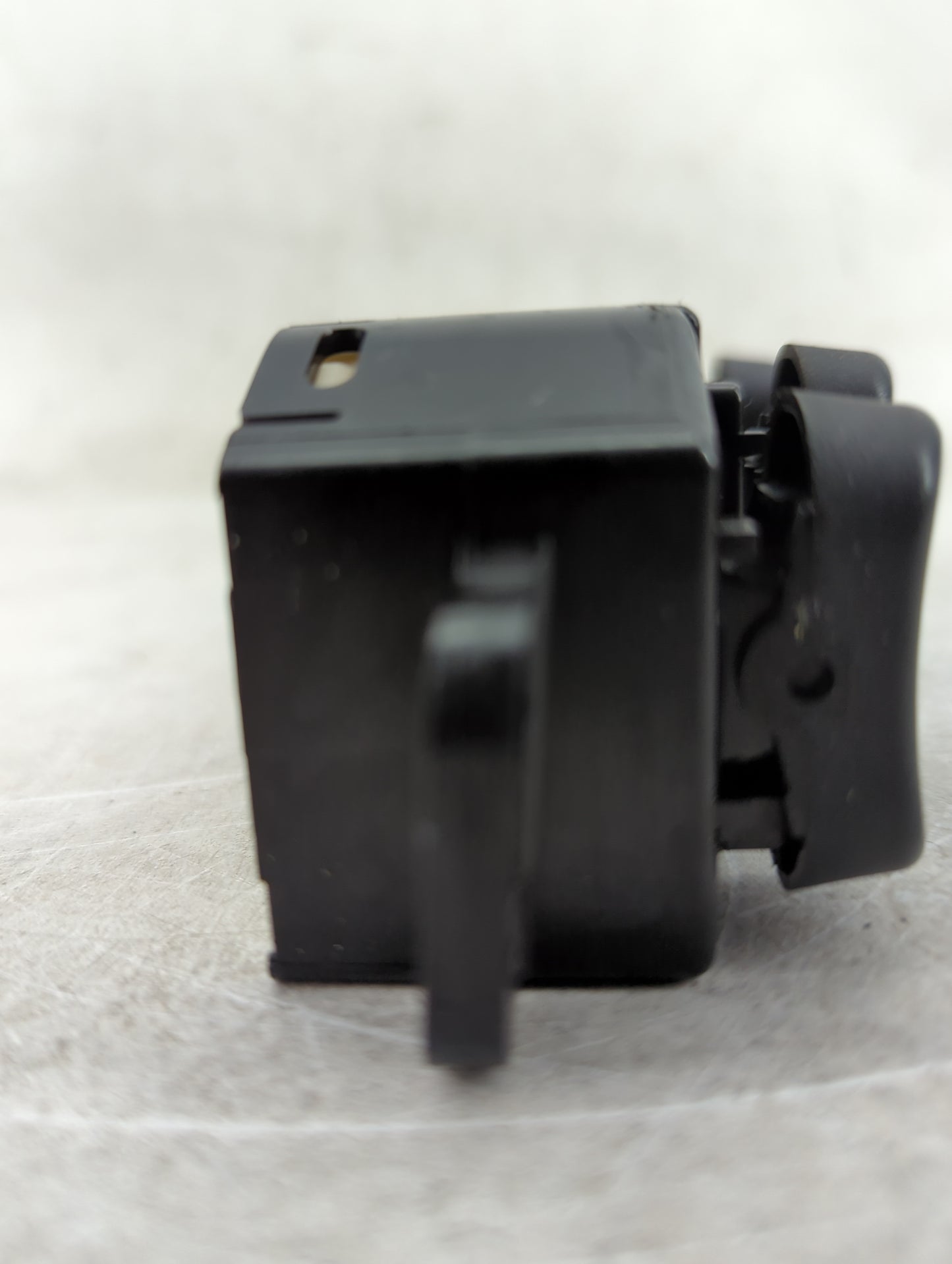 2006-2011 Chevrolet Hhr Master Power Window Switch Replacement Driver Side Left Fits Fits 2006 2007 2008 2009 2010 2011 OEM 
