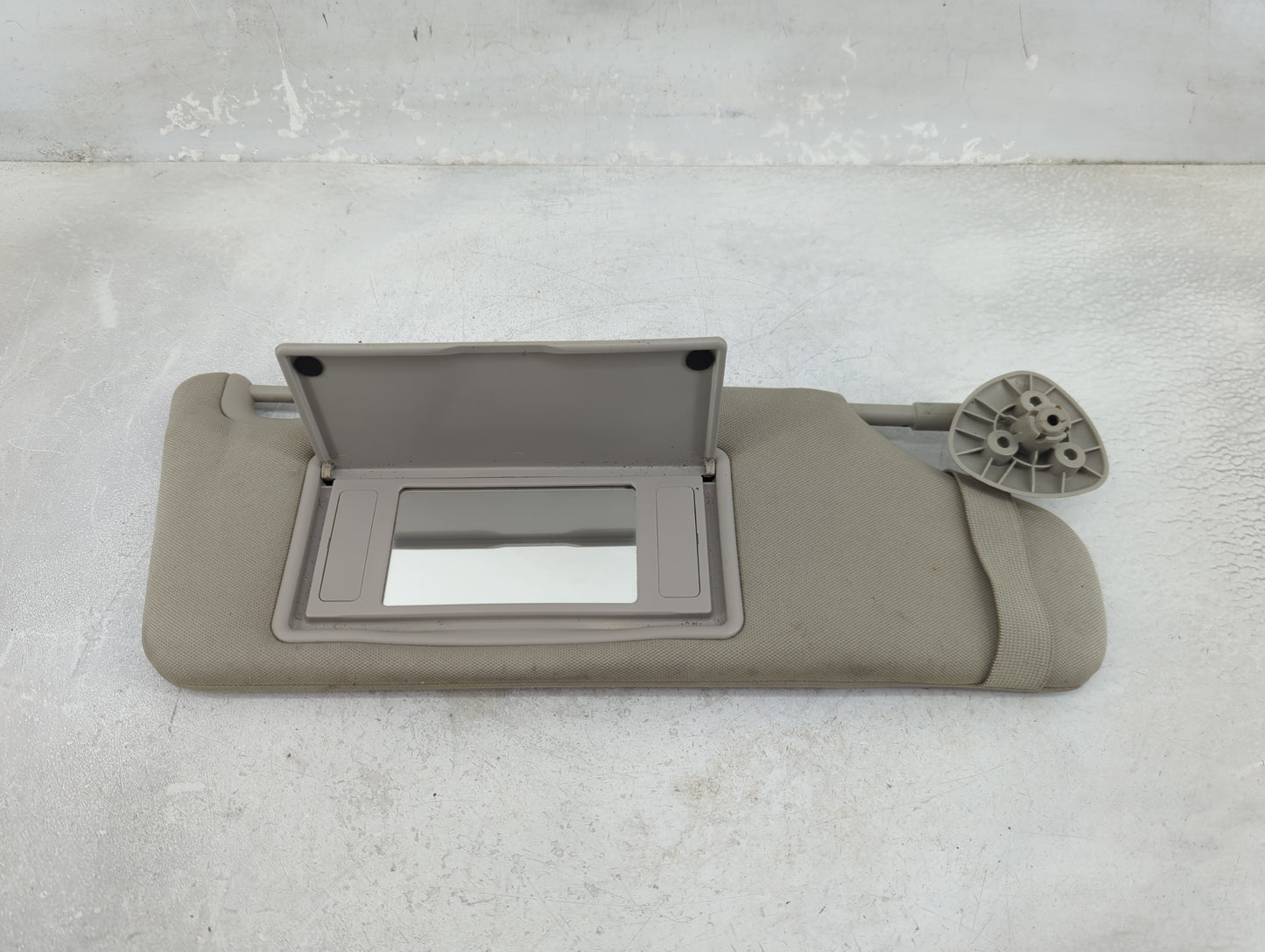 2006-2011 Chevrolet Hhr Sun Visor Shade Replacement Passenger Right Mirror Fits Fits 2006 2007 2008 2009 2010 2011 OEM Used 