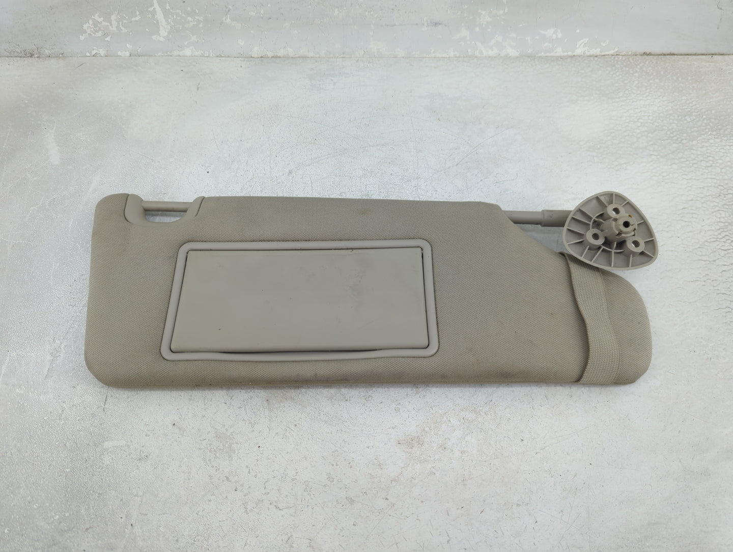2006-2011 Chevrolet Hhr Sun Visor Shade Replacement Passenger Right Mirror Fits Fits 2006 2007 2008 2009 2010 2011 OEM Used 