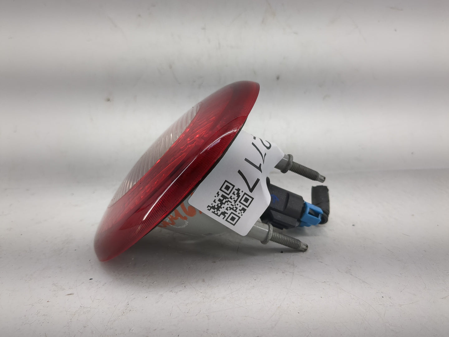 2006-2011 Chevrolet Hhr Tail Light Assembly Passenger Right OEM P/N:22709549 Fits Fits 2006 2007 2008 2009 2010 2011 OEM Use