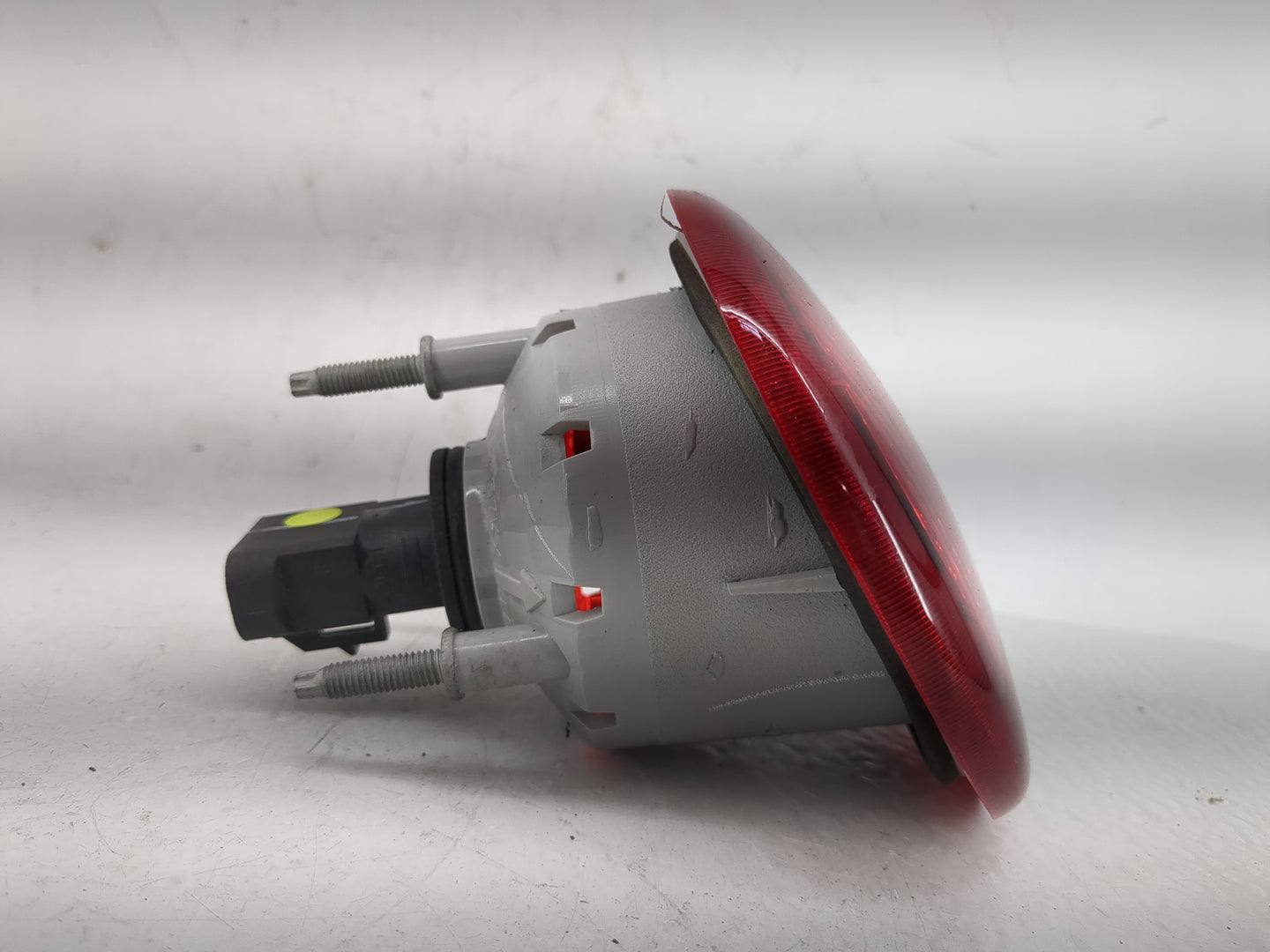 2006-2011 Chevrolet Hhr Tail Light Assembly Passenger Right OEM P/N:16532504 Fits Fits 2006 2007 2008 2009 2010 2011 OEM Use