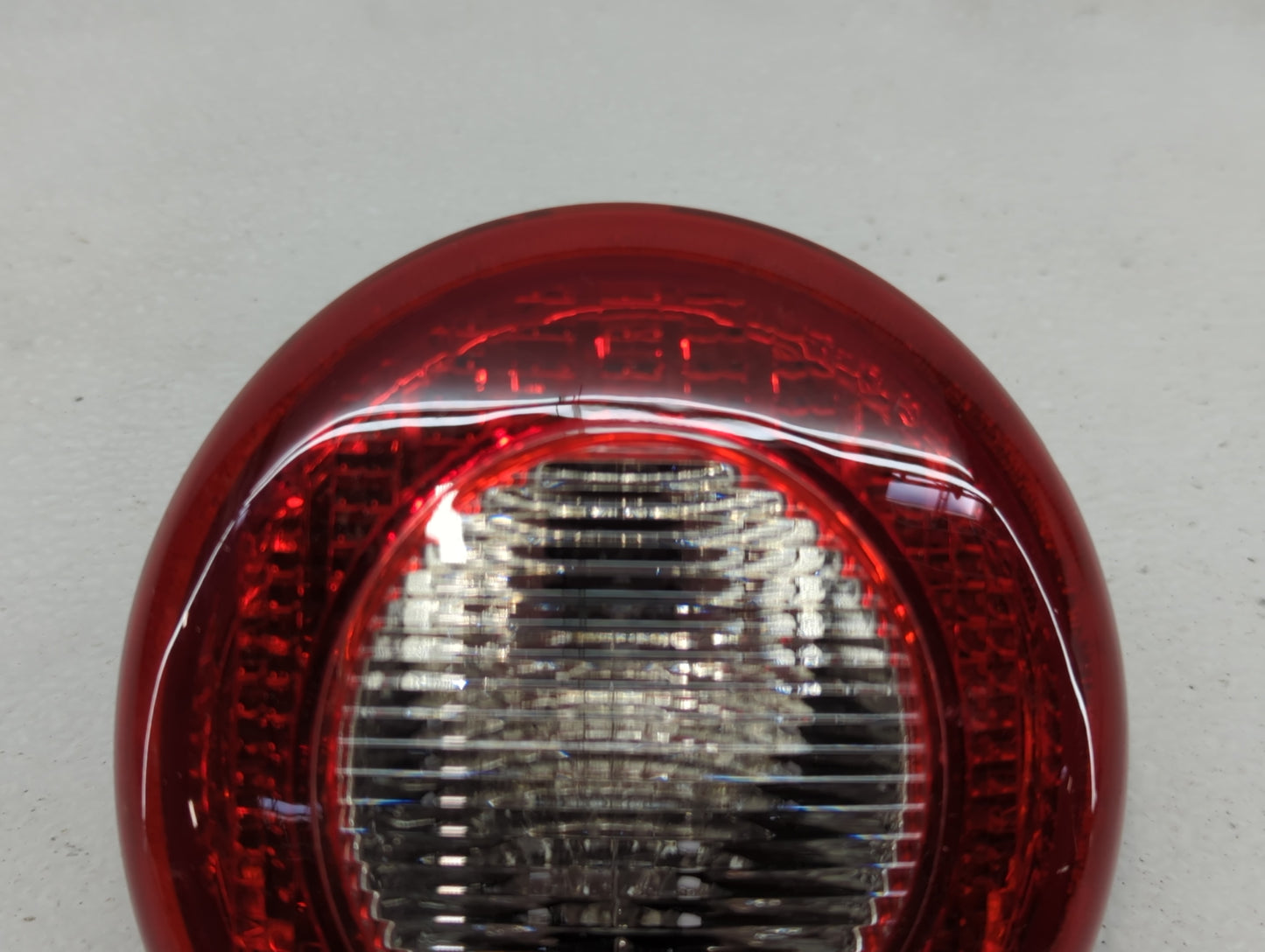 2006-2011 Chevrolet Hhr Tail Light Assembly Passenger Right OEM P/N:16532494 Fits Fits 2006 2007 2008 2009 2010 2011 OEM Use