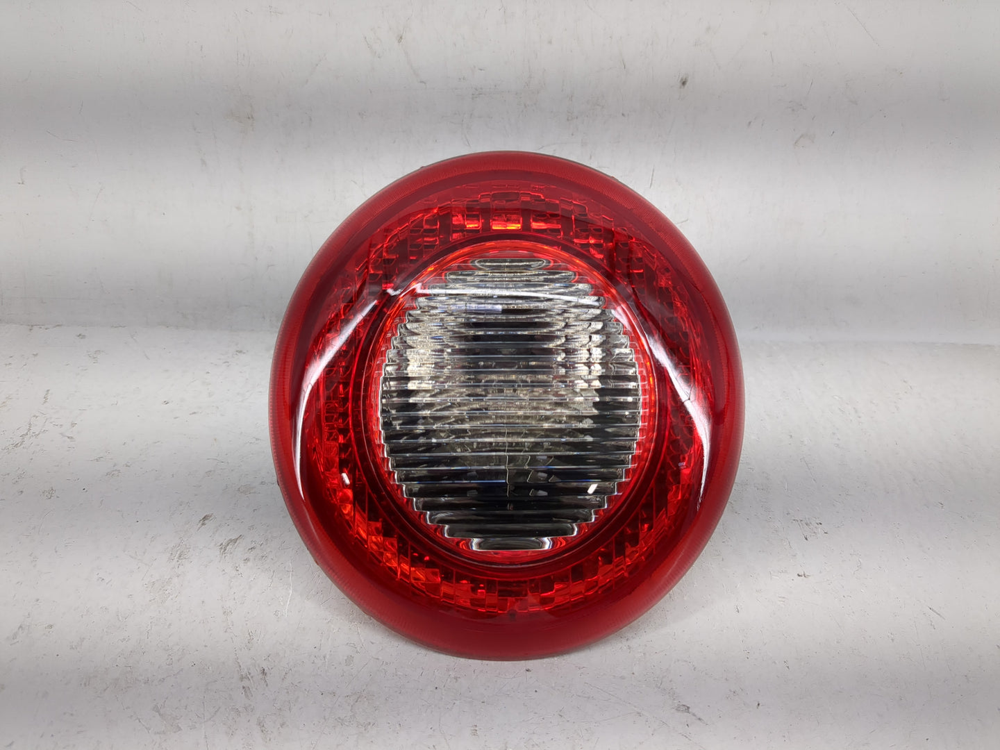 2006-2011 Chevrolet Hhr Tail Light Assembly Passenger Right OEM P/N:16532494 Fits Fits 2006 2007 2008 2009 2010 2011 OEM Use