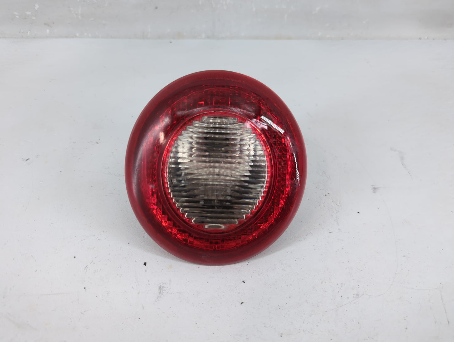 2006-2011 Chevrolet Hhr Tail Light Assembly Passenger Right OEM P/N:22709549 16532494A Fits Fits 2006 2007 2008 2009 2010 20