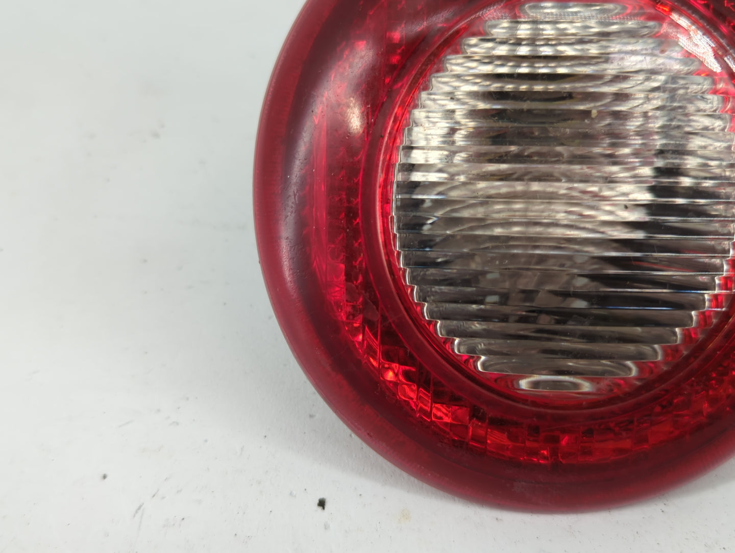 2006-2011 Chevrolet Hhr Tail Light Assembly Passenger Right OEM P/N:22709549 16532494A Fits Fits 2006 2007 2008 2009 2010 20