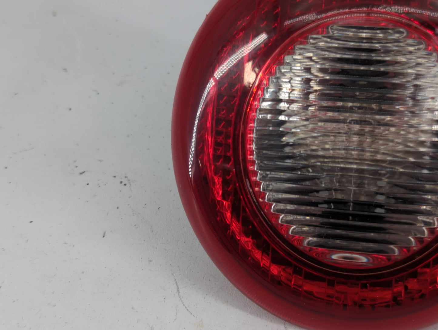 2006-2011 Chevrolet Hhr Tail Light Assembly Driver Left OEM P/N:16532493 Fits Fits 2006 2007 2008 2009 2010 2011 OEM Used Au