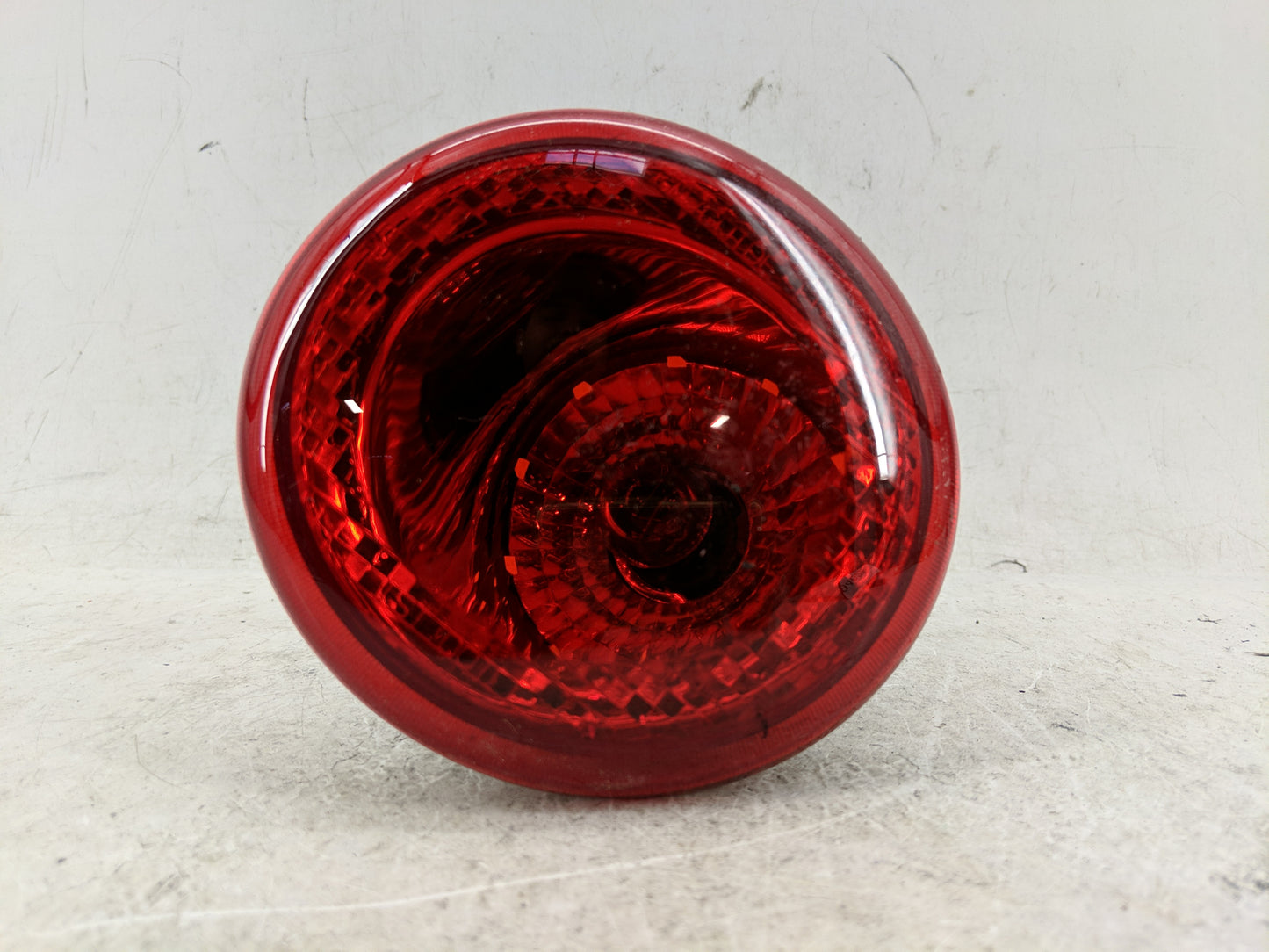 2006-2011 Chevrolet Hhr Tail Light Assembly Passenger Right OEM P/N:16532504 A Fits Fits 2006 2007 2008 2009 2010 2011 OEM U