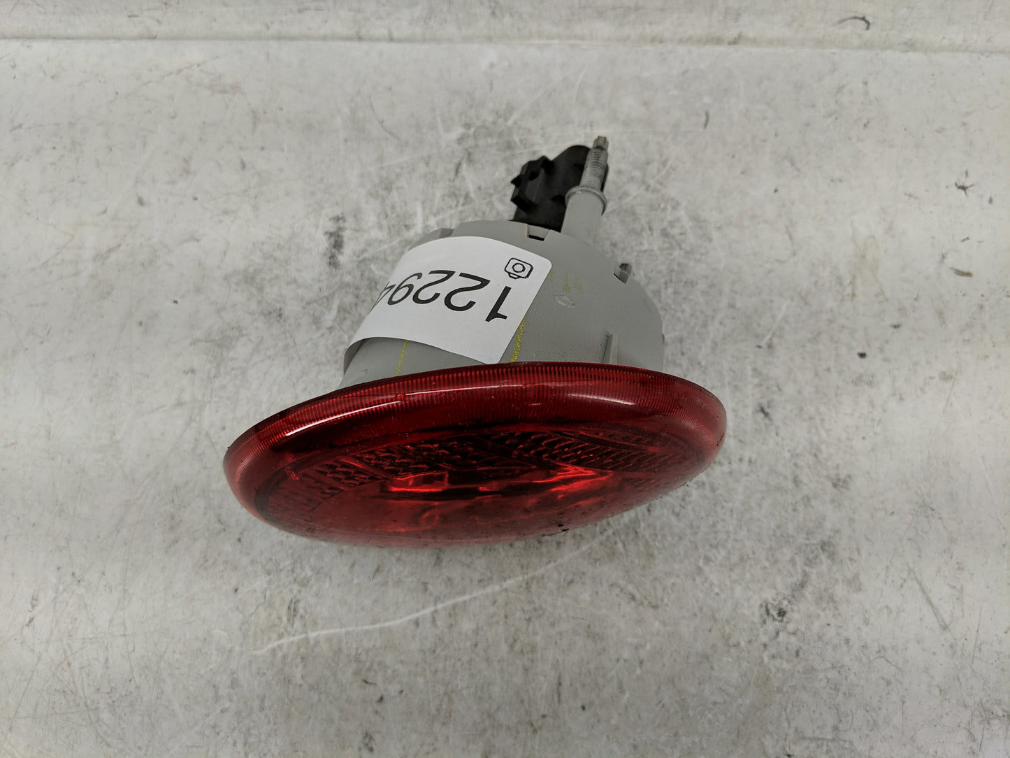 2006-2011 Chevrolet Hhr Tail Light Assembly Passenger Right OEM P/N:16532504 A Fits Fits 2006 2007 2008 2009 2010 2011 OEM U