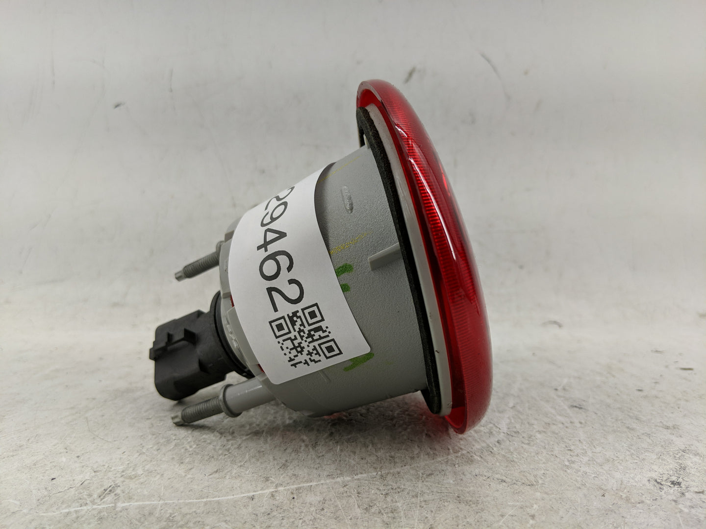 2006-2011 Chevrolet Hhr Tail Light Assembly Passenger Right OEM P/N:16532504 A Fits Fits 2006 2007 2008 2009 2010 2011 OEM U