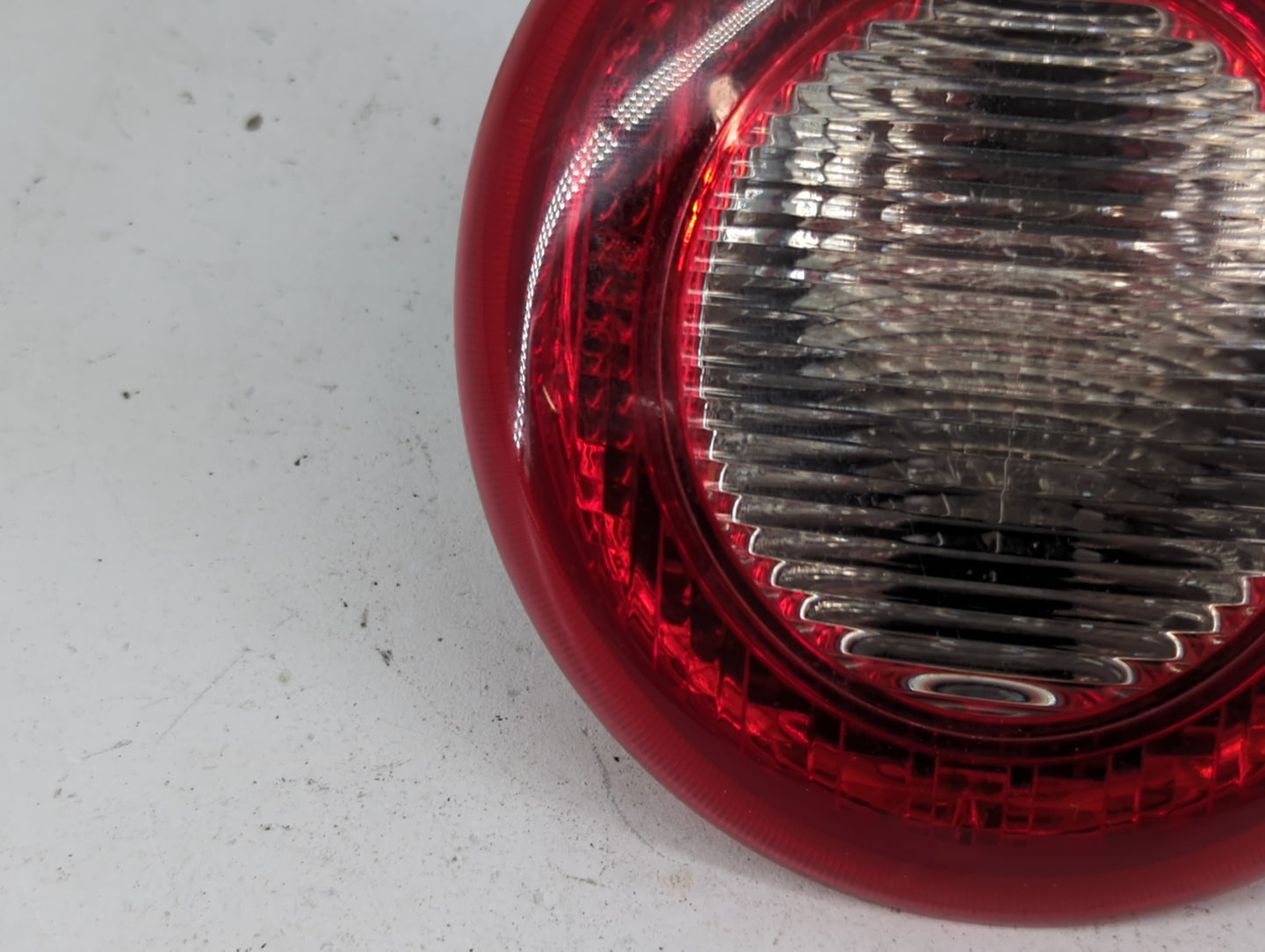 2006-2011 Chevrolet Hhr Tail Light Assembly Driver Left OEM Fits Fits 2006 2007 2008 2009 2010 2011 OEM Used Auto Parts - Oe