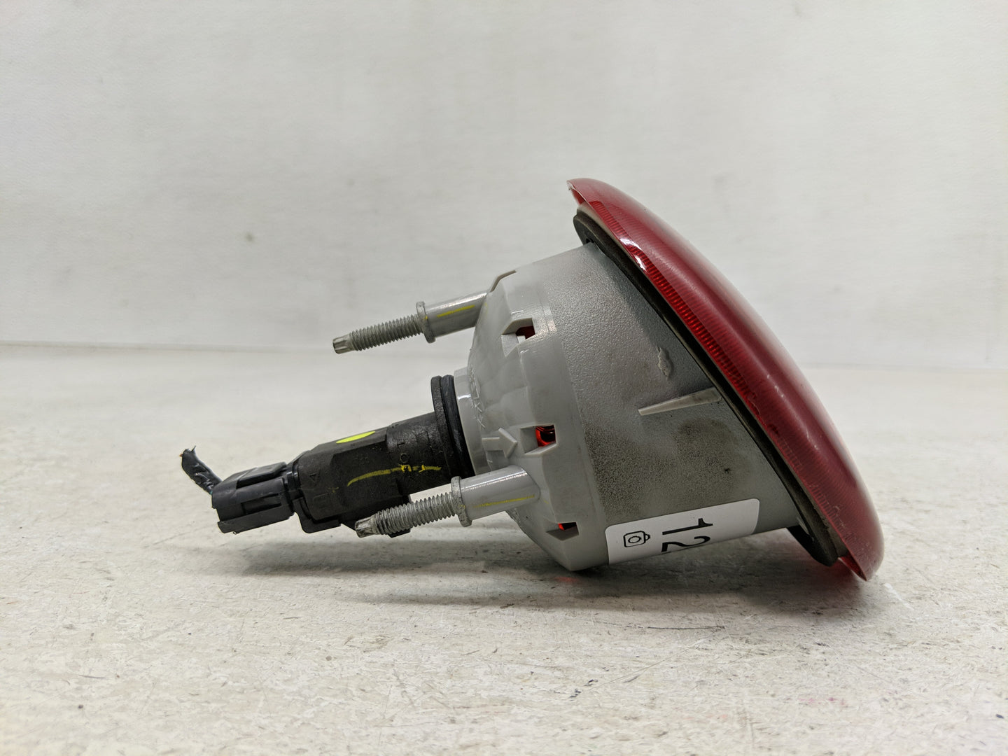 2006-2011 Chevrolet Hhr Tail Light Assembly Passenger Right OEM P/N:16532504 A Fits Fits 2006 2007 2008 2009 2010 2011 OEM U