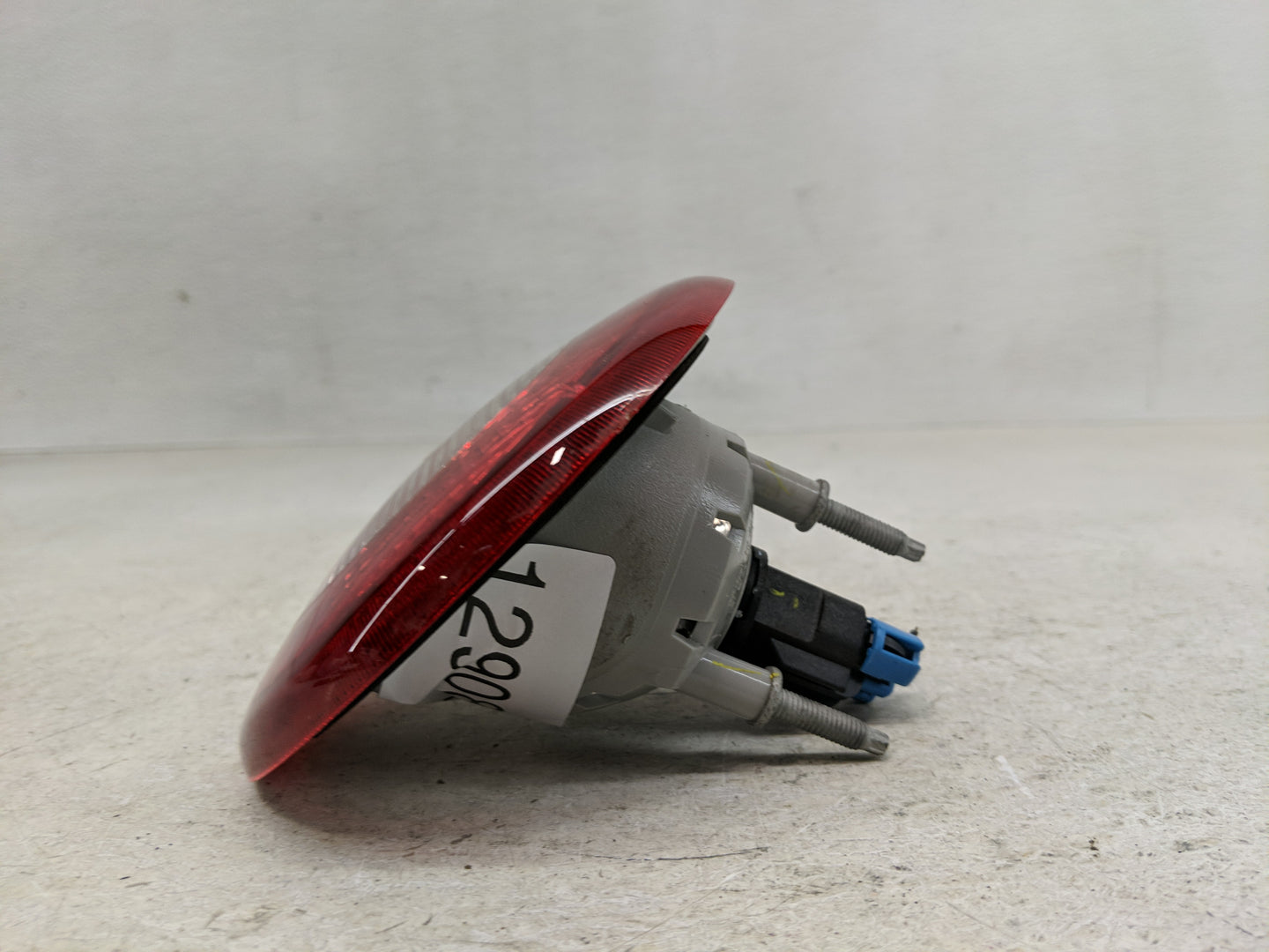 2006-2011 Chevrolet Hhr Tail Light Assembly Passenger Right OEM P/N:15821822 Fits Fits 2006 2007 2008 2009 2010 2011 OEM Use