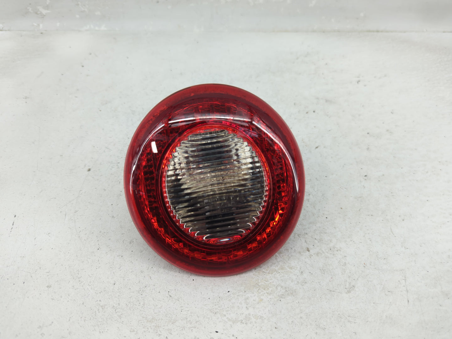 2006-2011 Chevrolet Hhr Tail Light Assembly Driver Left OEM P/N:16532493 A Fits Fits 2006 2007 2008 2009 2010 2011 OEM Used 