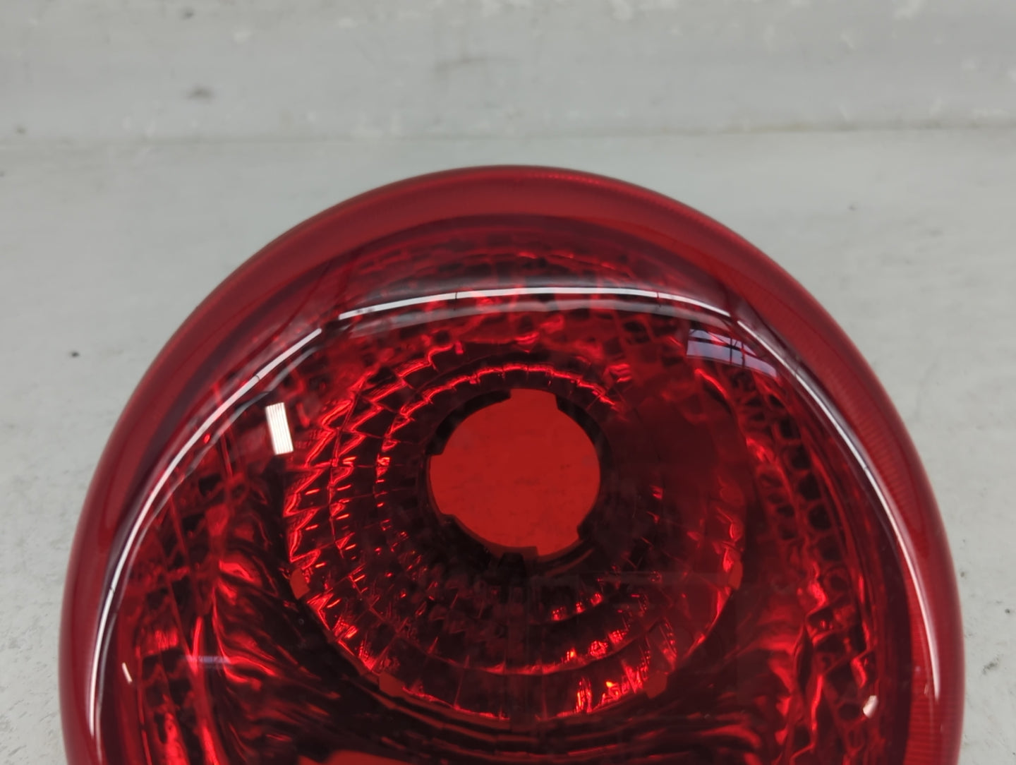 2006-2011 Chevrolet Hhr Tail Light Assembly Driver Left OEM P/N:16532503 A Fits Fits 2006 2007 2008 2009 2010 2011 OEM Used 