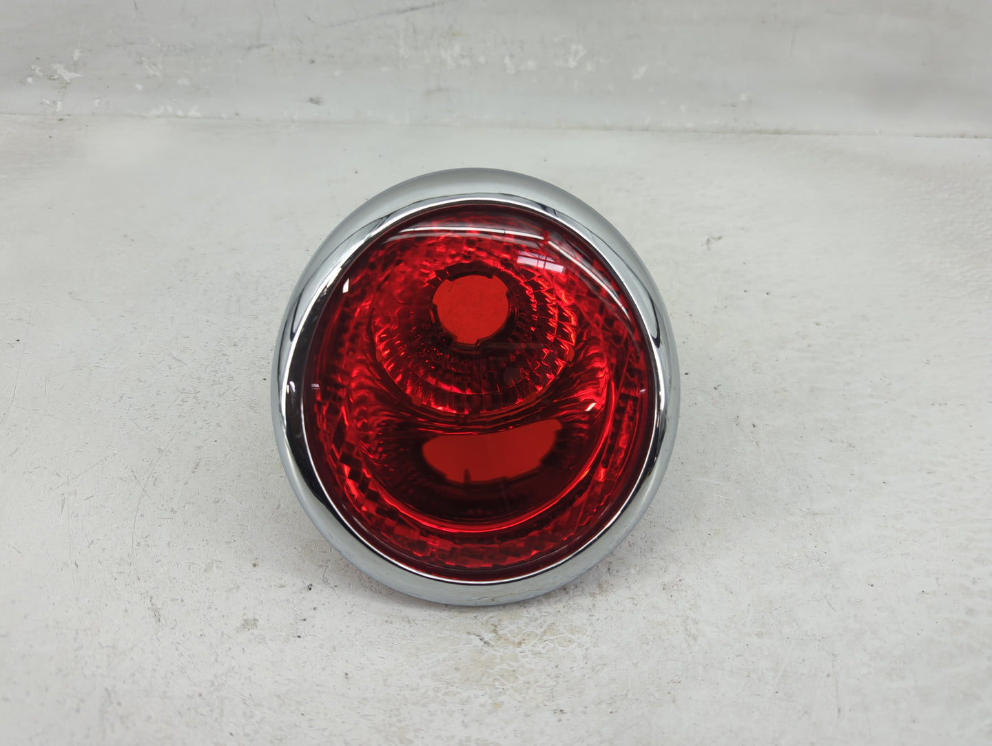 2006-2011 Chevrolet Hhr Tail Light Assembly Passenger Right OEM P/N:16532504 A Fits Fits 2006 2007 2008 2009 2010 2011 OEM U