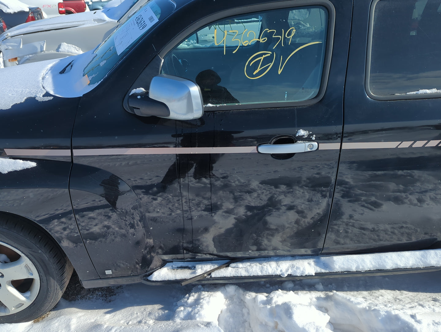 2006-2011 Chevrolet Hhr Driver Front Door Oem 1318556 - Oemusedautoparts1.com