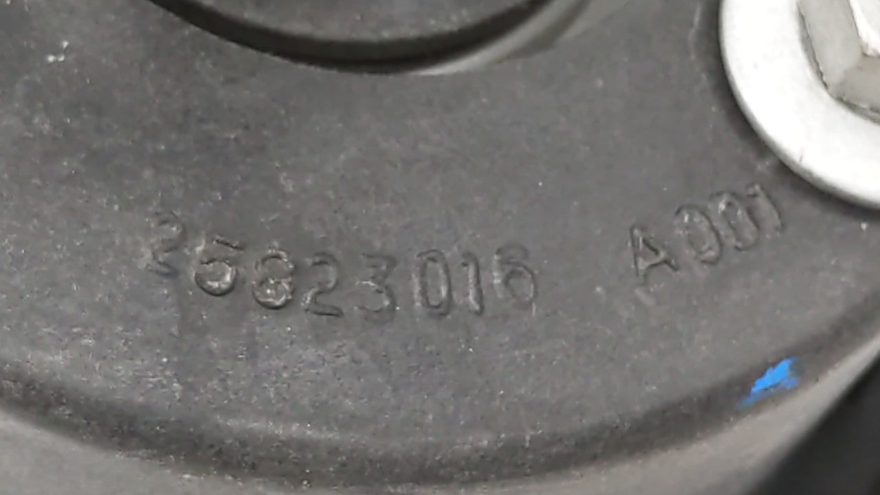 2006-2011 Chevrolet Hhr Tail Light Assembly Driver Left OEM P/N:20778528 15875485 Fits Fits 2006 2007 2008 2009 2010 2011 OE