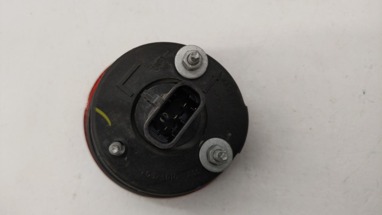 2006-2011 Chevrolet Hhr Tail Light Assembly Driver Left OEM P/N:20778528 15875485 Fits Fits 2006 2007 2008 2009 2010 2011 OE