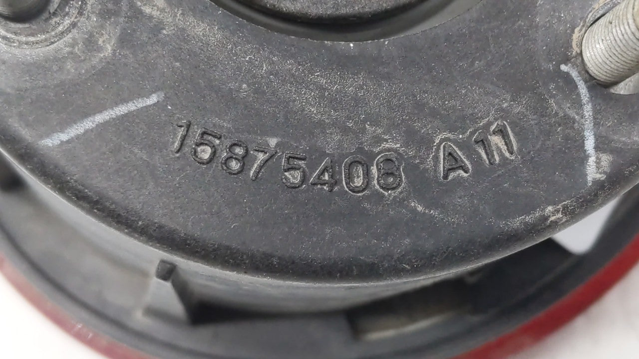 2006-2011 Chevrolet Hhr Tail Light Assembly Driver Left OEM P/N:20778528 15875485 Fits Fits 2006 2007 2008 2009 2010 2011 OE