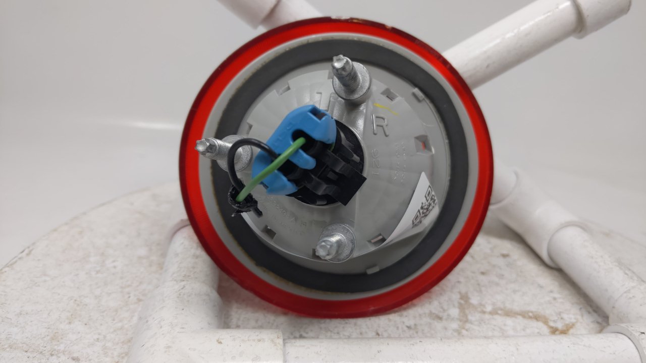 2006-2011 Chevrolet Hhr Tail Light Assembly Passenger Right OEM Fits Fits 2006 2007 2008 2009 2010 2011 OEM Used Auto Parts 