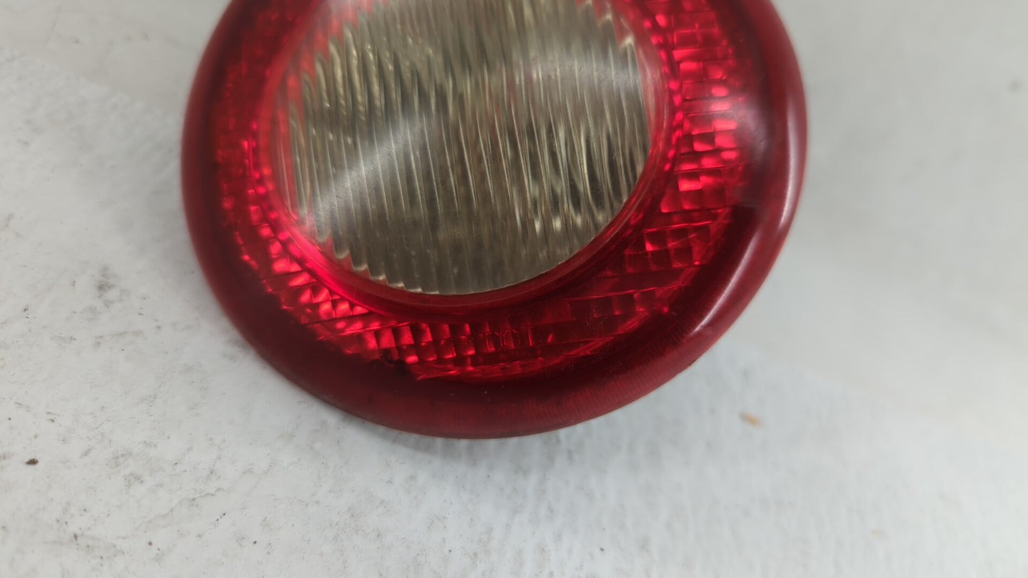 2006-2011 Chevrolet Hhr Tail Light Assembly Passenger Right OEM P/N:15875407 16532494 Fits Fits 2006 2007 2008 2009 2010 201