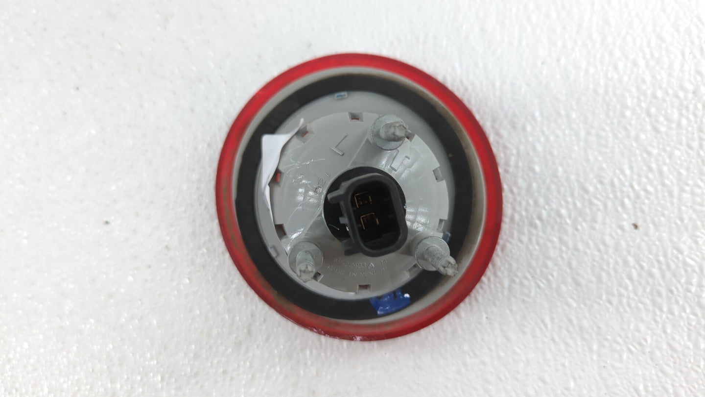 2006-2011 Chevrolet Hhr Tail Light Assembly Driver Left OEM P/N:16532493 15875406 Fits Fits 2006 2007 2008 2009 2010 2011 OE