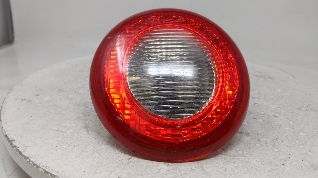 2006-2011 Chevrolet Hhr Tail Light Assembly Driver Left OEM Fits Fits 2006 2007 2008 2009 2010 2011 OEM Used Auto Parts - Oe