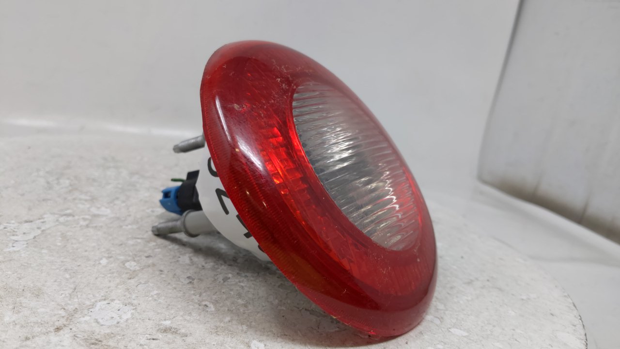 2006-2011 Chevrolet Hhr Tail Light Assembly Driver Left OEM Fits Fits 2006 2007 2008 2009 2010 2011 OEM Used Auto Parts - Oe