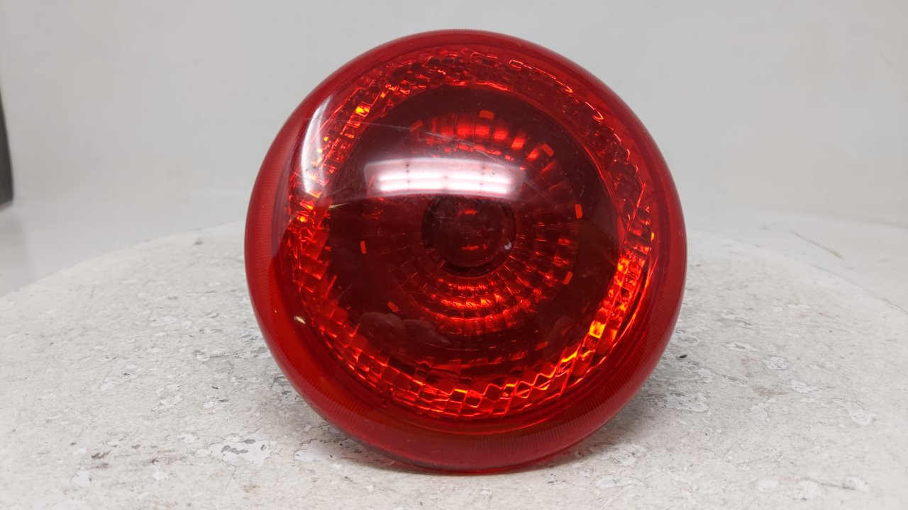 2006-2011 Chevrolet Hhr Tail Light Assembly Passenger Right OEM Fits Fits 2006 2007 2008 2009 2010 2011 OEM Used Auto Parts 