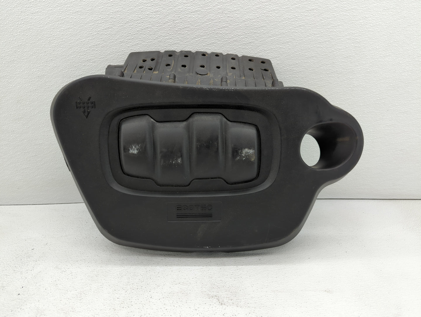 2006 Chevrolet Hhr Engine Cover - Oemusedautoparts1.com