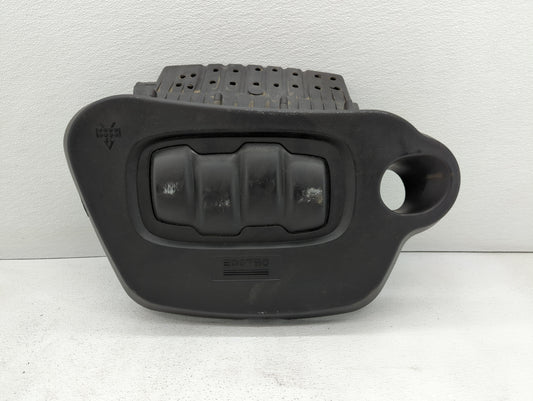 2006 Chevrolet Hhr Engine Cover - Oemusedautoparts1.com