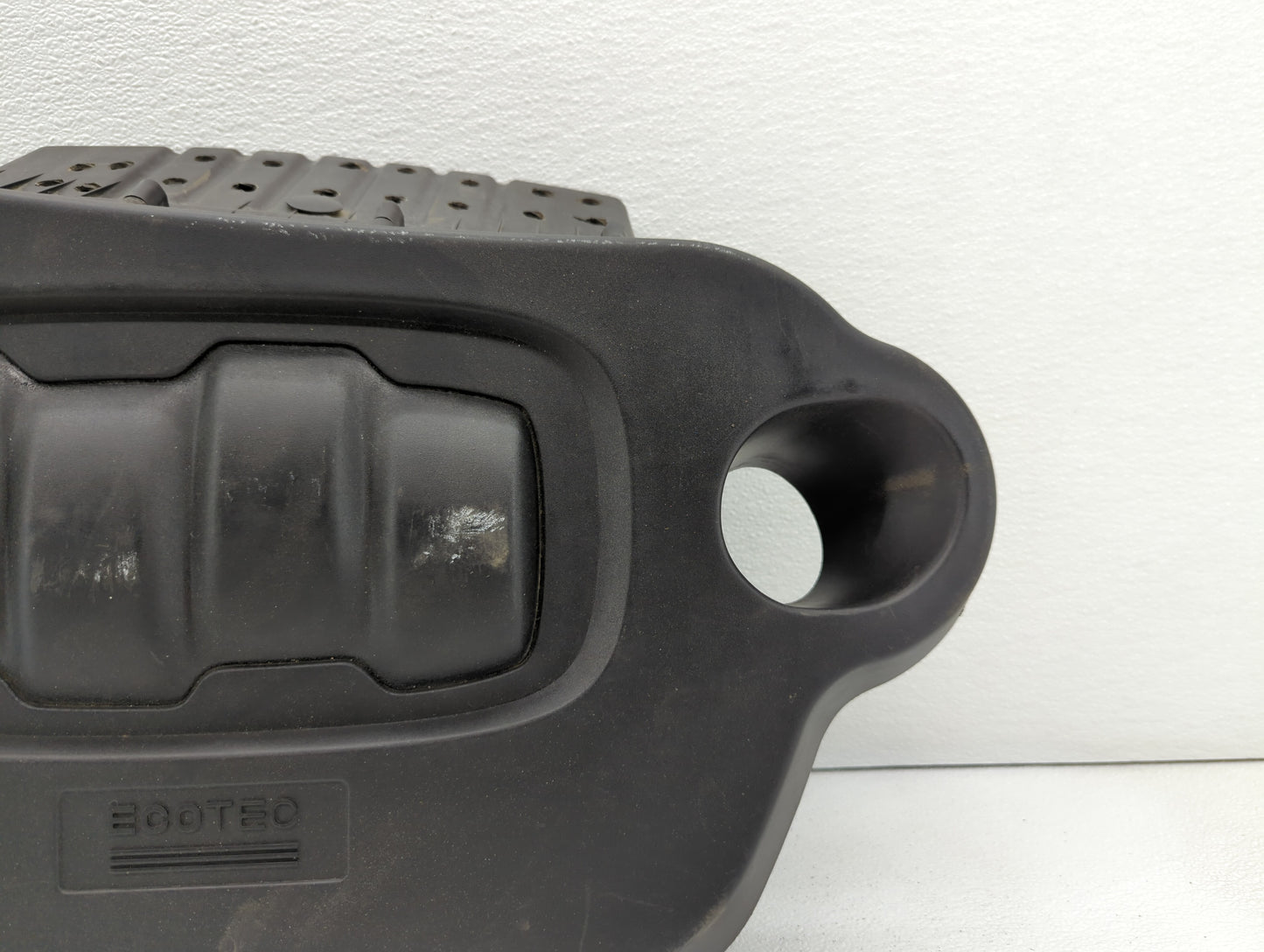 2006 Chevrolet Hhr Engine Cover - Oemusedautoparts1.com