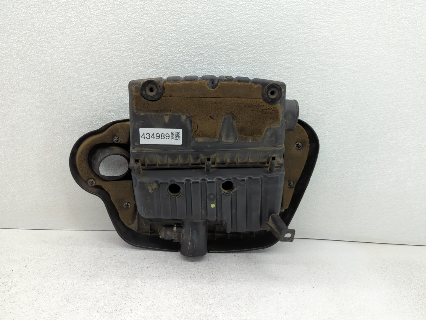 2006 Chevrolet Hhr Engine Cover - Oemusedautoparts1.com