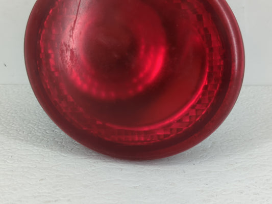 2006-2011 Chevrolet Hhr Tail Light Assembly Driver Left OEM P/N:22727298 25823016 Fits Fits 2006 2007 2008 2009 2010 2011 OEM Used Auto Parts