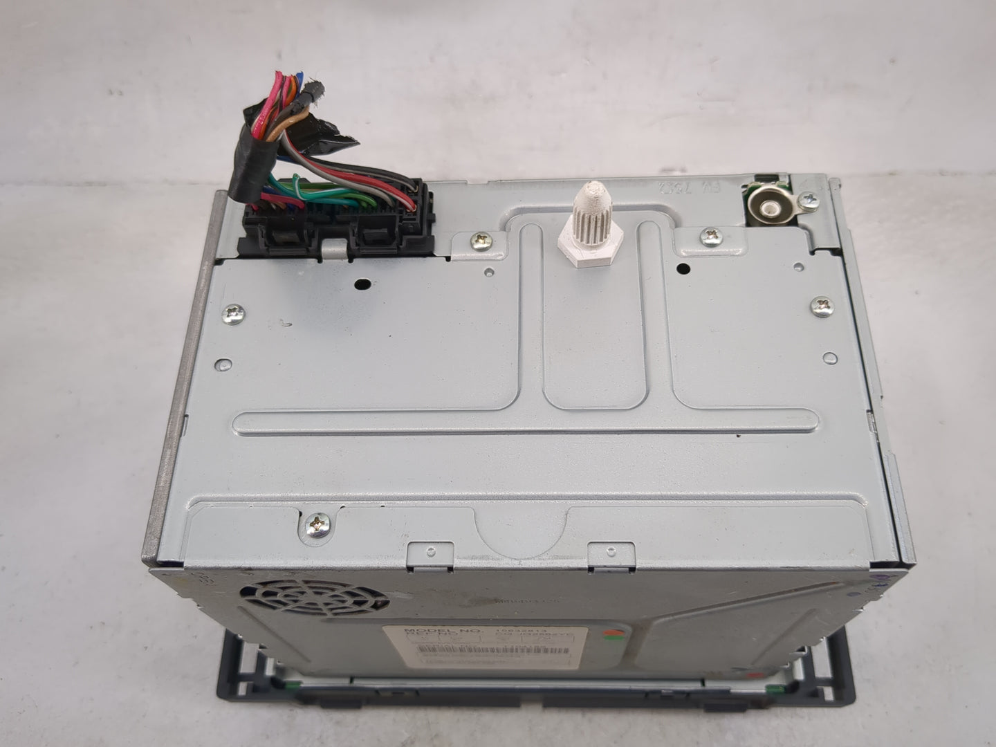 2006-2011 Chevrolet Hhr Radio AM FM Cd Player Receiver Replacement P/N:15832813 Fits Fits 2005 2006 2007 2008 2009 2010 2011