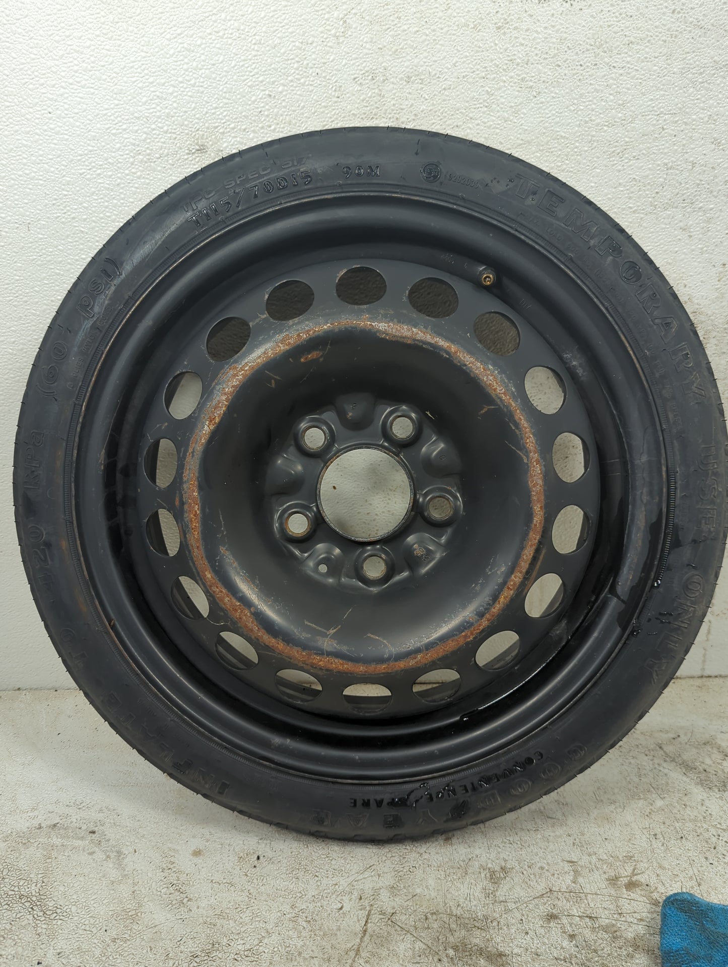 2006-2011 Chevrolet Hhr Spare Donut Tire Wheel Rim Oem 5036772 - Oemusedautoparts1.com