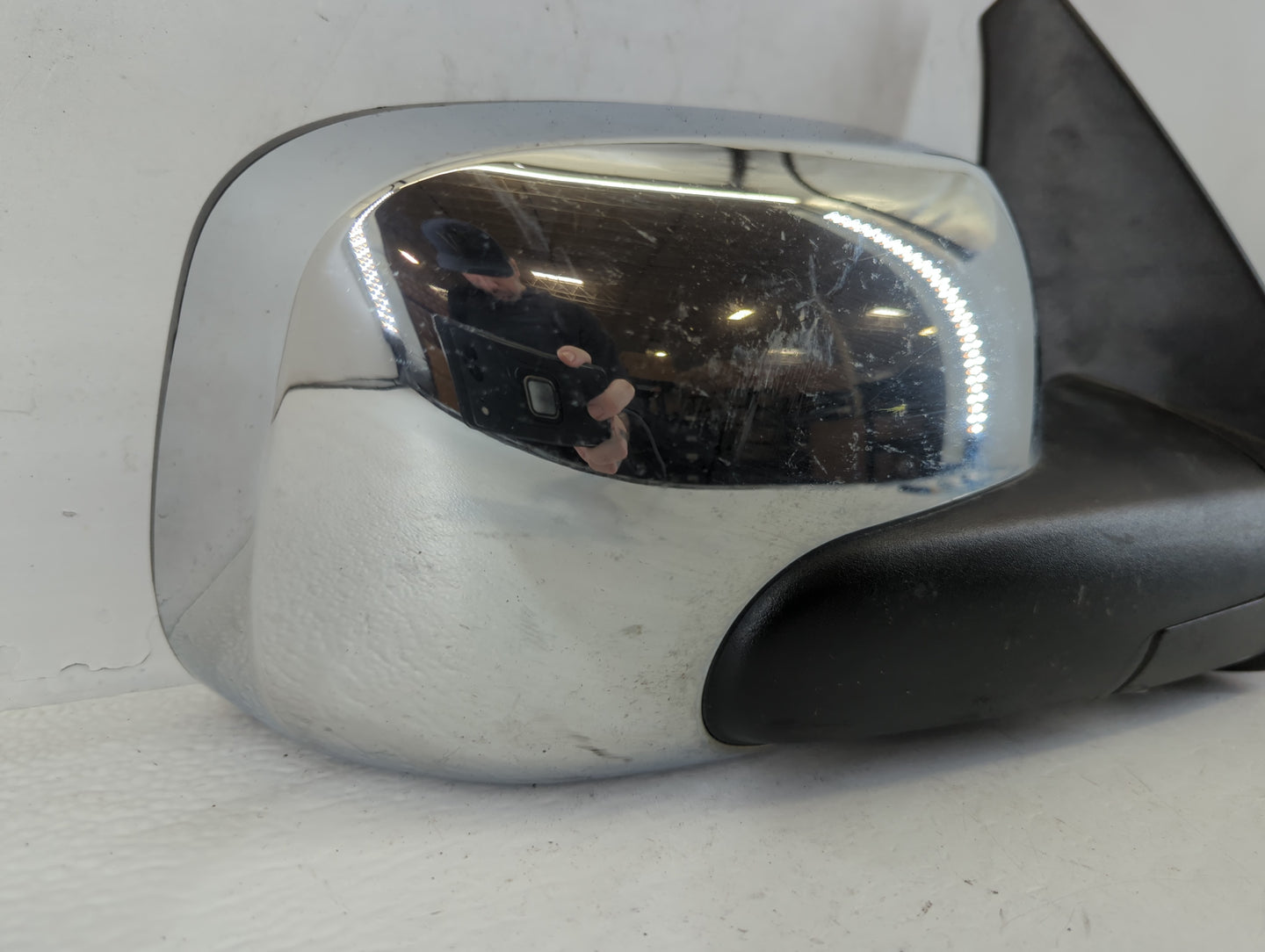2006-2011 Chevrolet Hhr Passenger Side View Mirror - Right Door Mirror OEM Used - Oemusedautoparts1.com