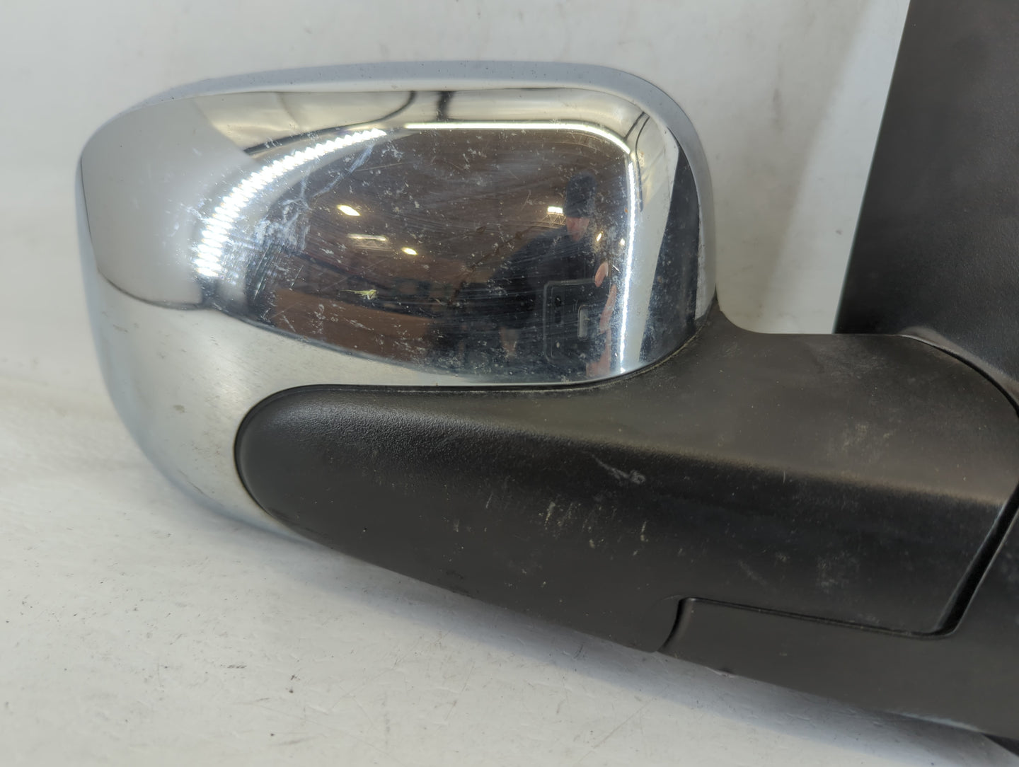 2006-2011 Chevrolet Hhr Passenger Side View Mirror - Right Door Mirror OEM Used - Oemusedautoparts1.com