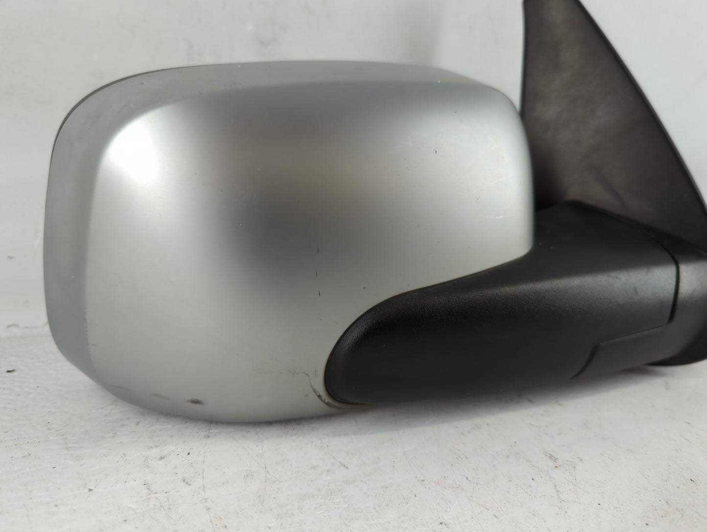 2006-2007 Chevrolet Hhr Passenger Side View Mirror - Right Door Mirror OEM Used - Oemusedautoparts1.com