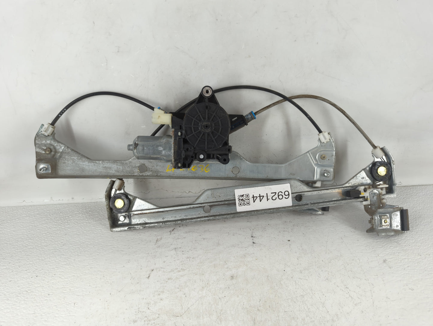 2006 Chevrolet Hhr DOOR REGULATOR - Oemusedautoparts1.com