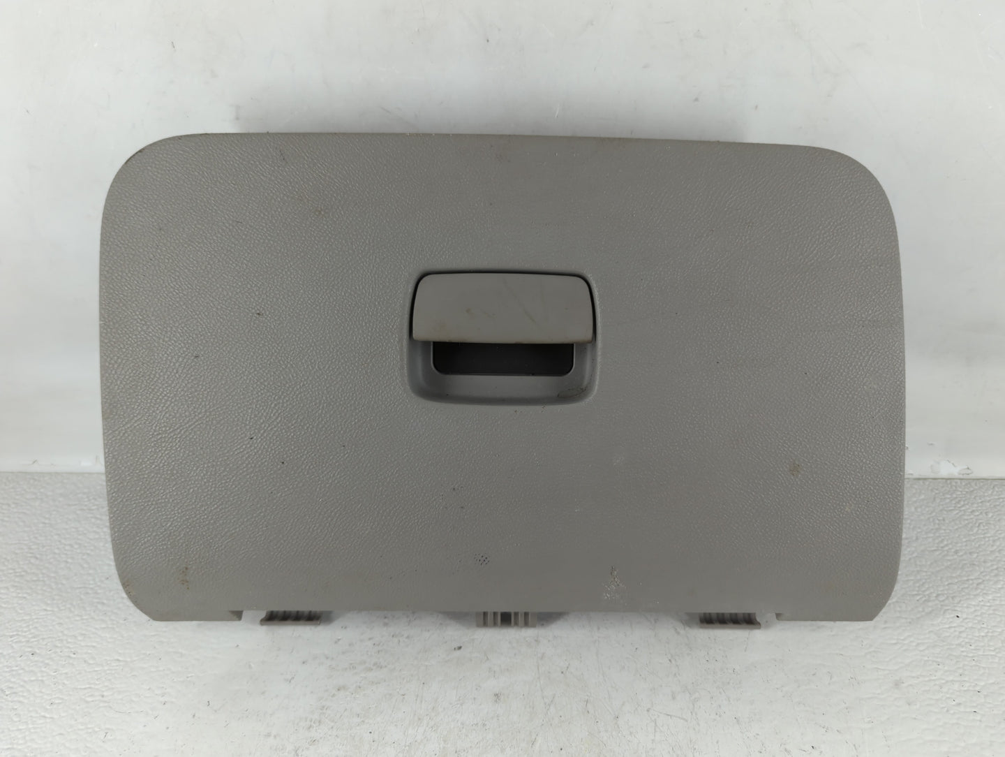 2006 Chevrolet Hhr Passenger Glove Box Door Storage Compartment - Oemusedautoparts1.com
