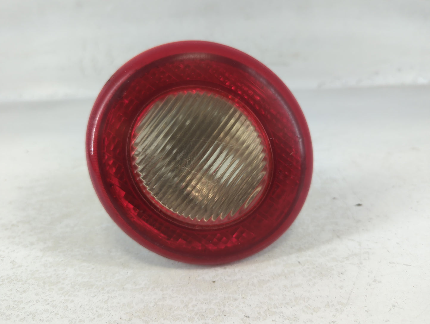 2006-2011 Chevrolet Hhr Tail Light Assembly Passenger Right OEM P/N:22709549 Fits Fits 2006 2007 2008 2009 2010 2011 OEM Use