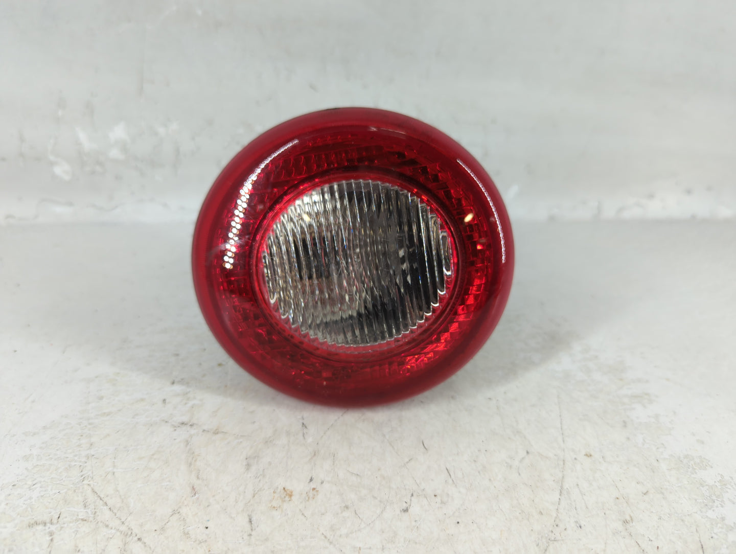 2006-2011 Chevrolet Hhr Tail Light Assembly Passenger Right OEM P/N:22727297 Fits Fits 2006 2007 2008 2009 2010 2011 OEM Use