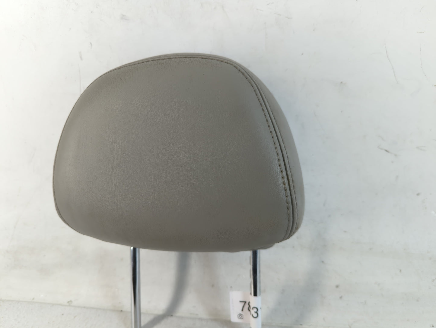 2006-2009 Chevrolet Hhr Headrest Head Rest Front Driver Passenger Seat Fits Fits 2006 2007 2008 2009 OEM Used Auto Parts - O