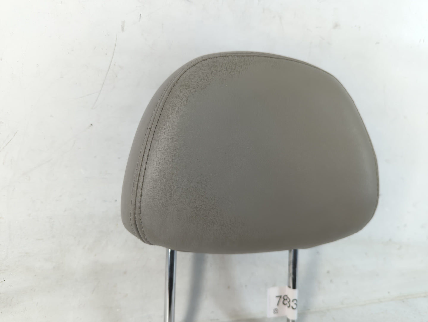 2006-2009 Chevrolet Hhr Headrest Head Rest Front Driver Passenger Seat Fits Fits 2006 2007 2008 2009 OEM Used Auto Parts - O