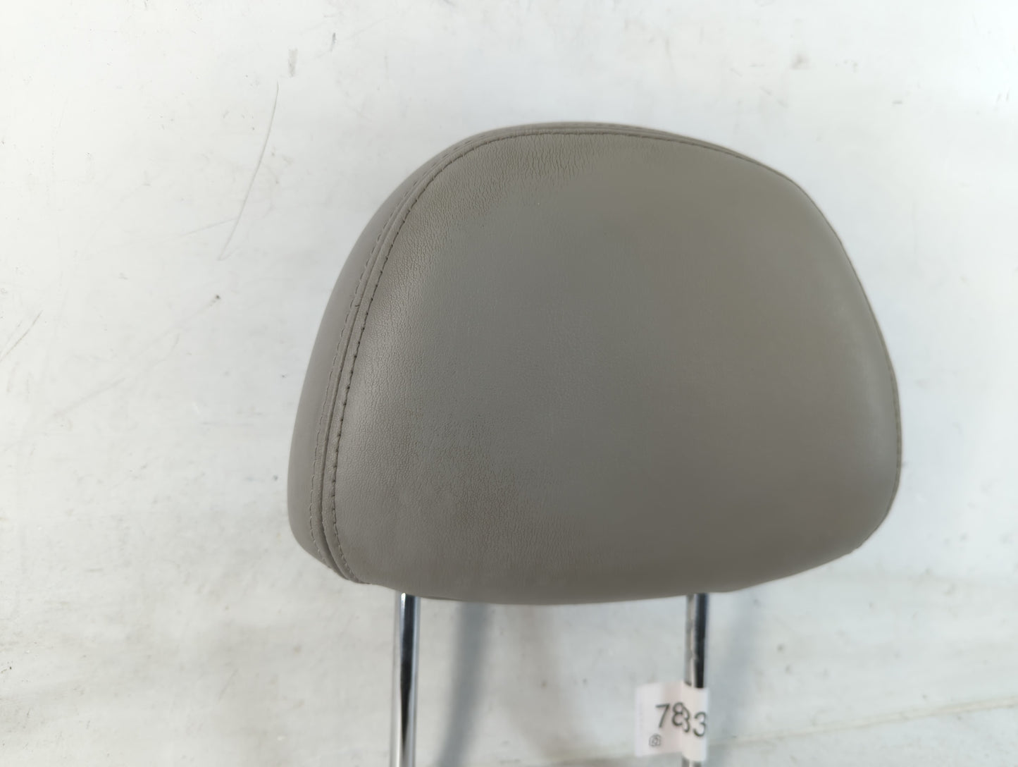 2006-2009 Chevrolet Hhr Headrest Head Rest Front Driver Passenger Seat Fits Fits 2006 2007 2008 2009 OEM Used Auto Parts - O