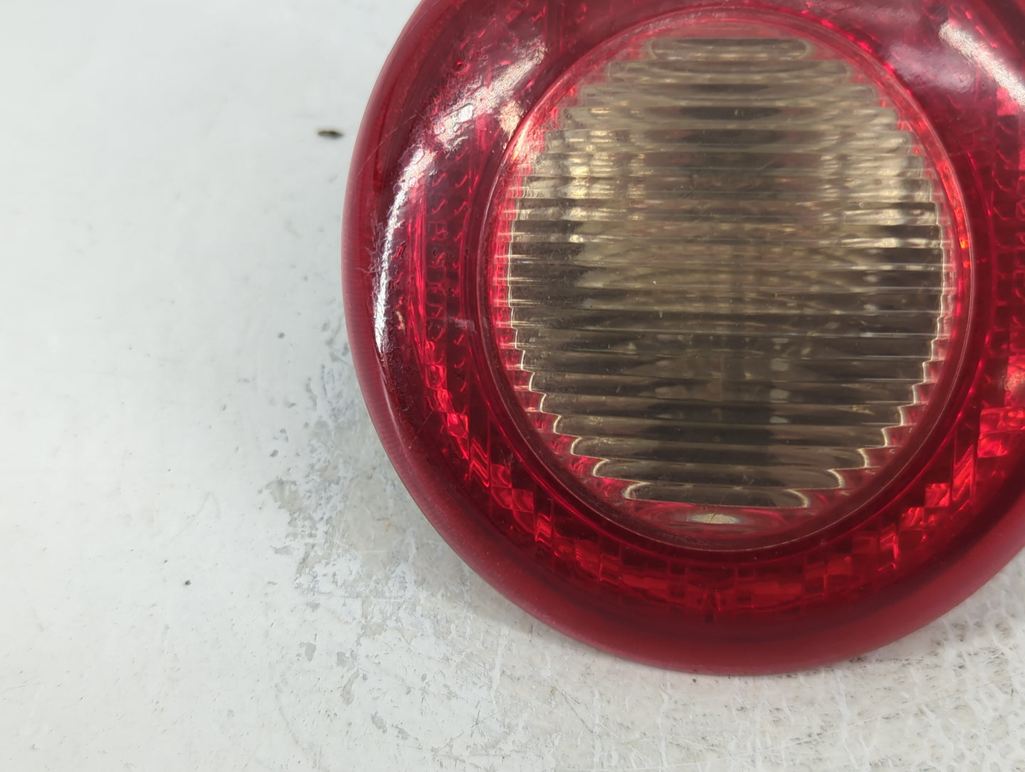 2006-2011 Chevrolet Hhr Tail Light Assembly Driver Left OEM P/N:16532493 Fits Fits 2006 2007 2008 2009 2010 2011 OEM Used Au